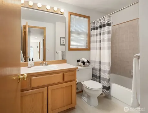 4256 255th Place SE Sammamish WA 98029
