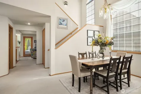 4256 255th Place SE Sammamish WA 98029