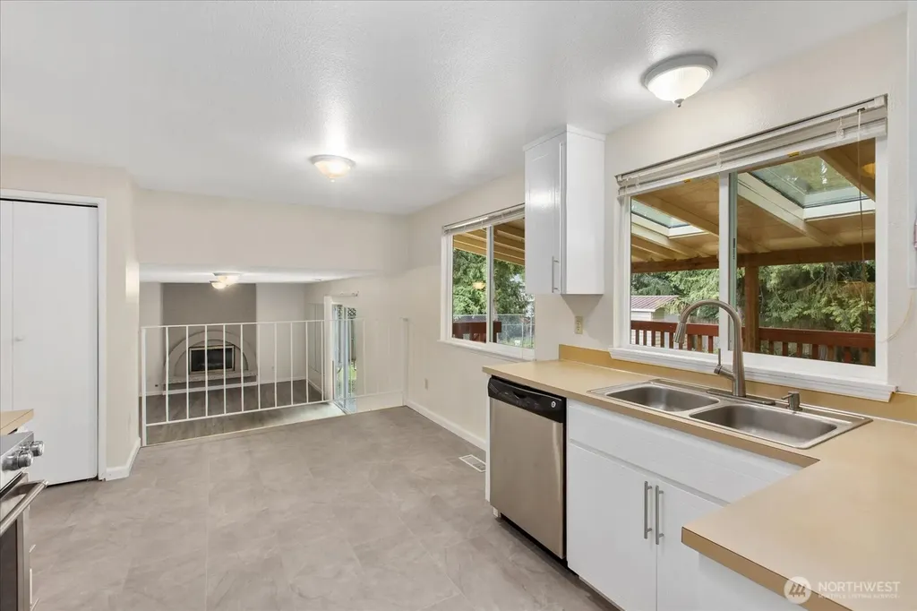 11919 33rd Drive SE Everett WA 98208