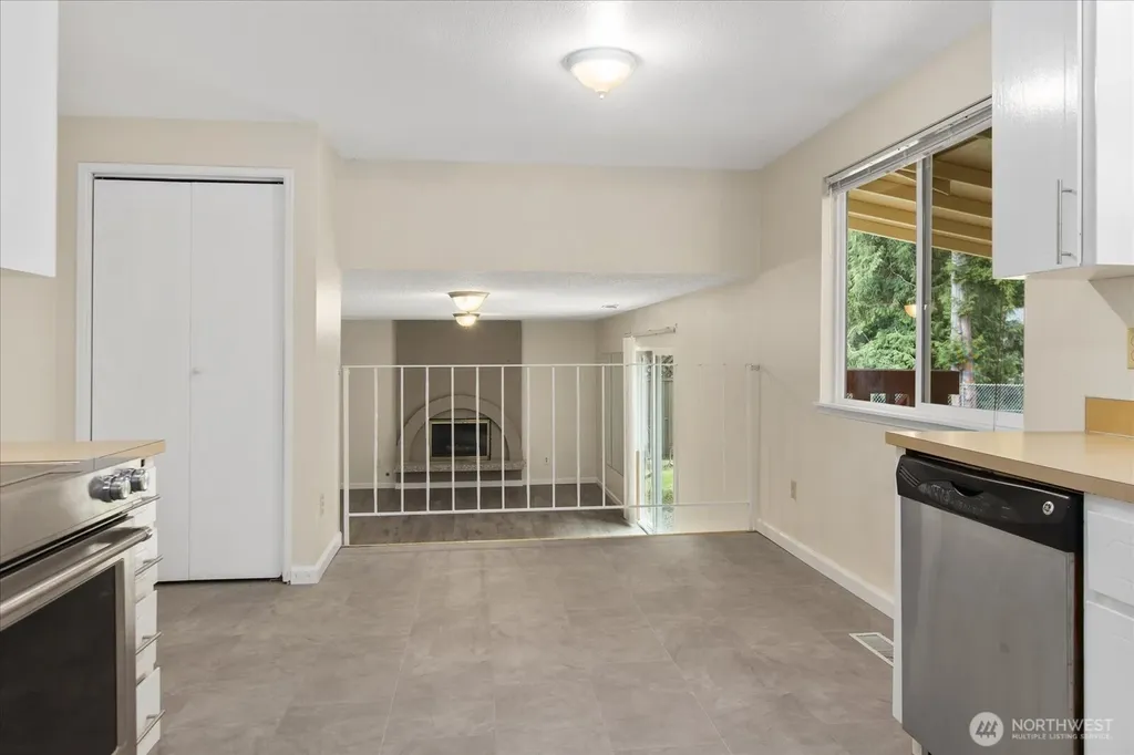 11919 33rd Drive SE Everett WA 98208