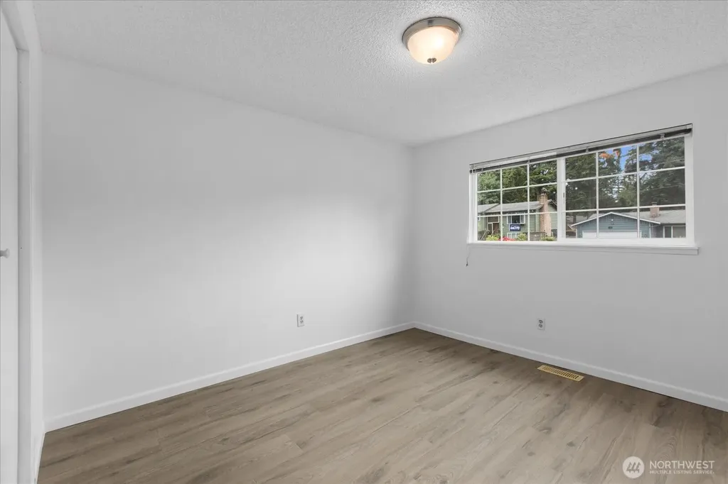11919 33rd Drive SE Everett WA 98208