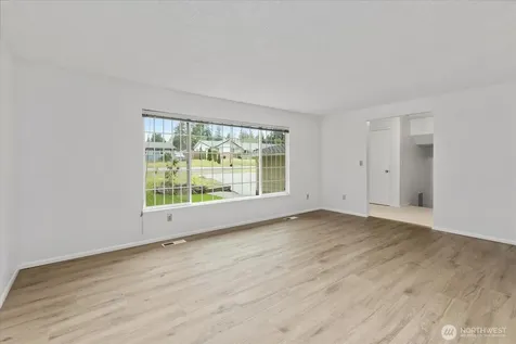 11919 33rd Drive SE Everett WA 98208