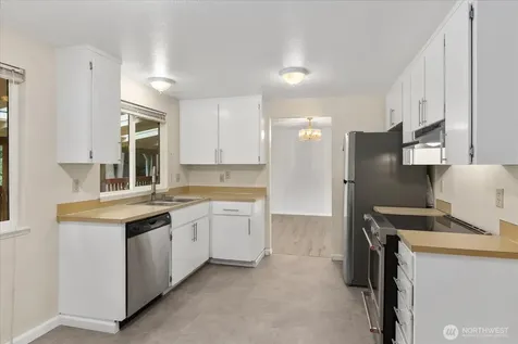 11919 33rd Drive SE Everett WA 98208