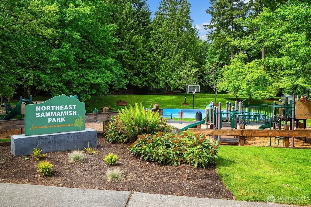 2231 Sahalee Drive E Sammamish WA 98074