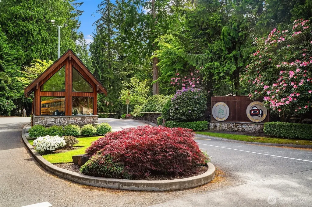 2231 Sahalee Drive E Sammamish WA 98074