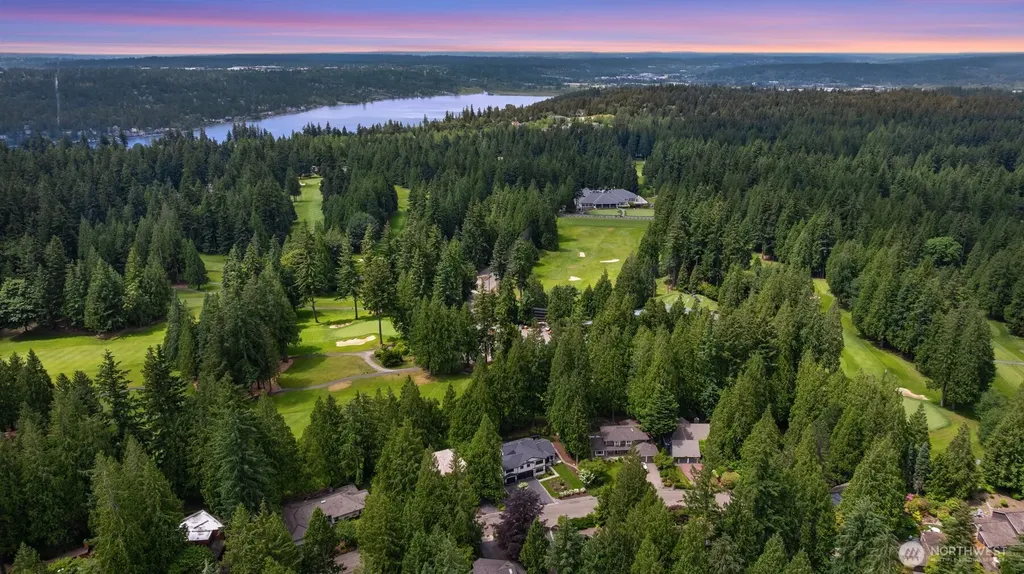 2231 Sahalee Drive E Sammamish WA 98074