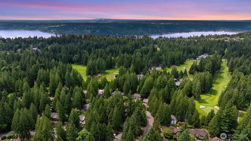 2231 Sahalee Drive E Sammamish WA 98074