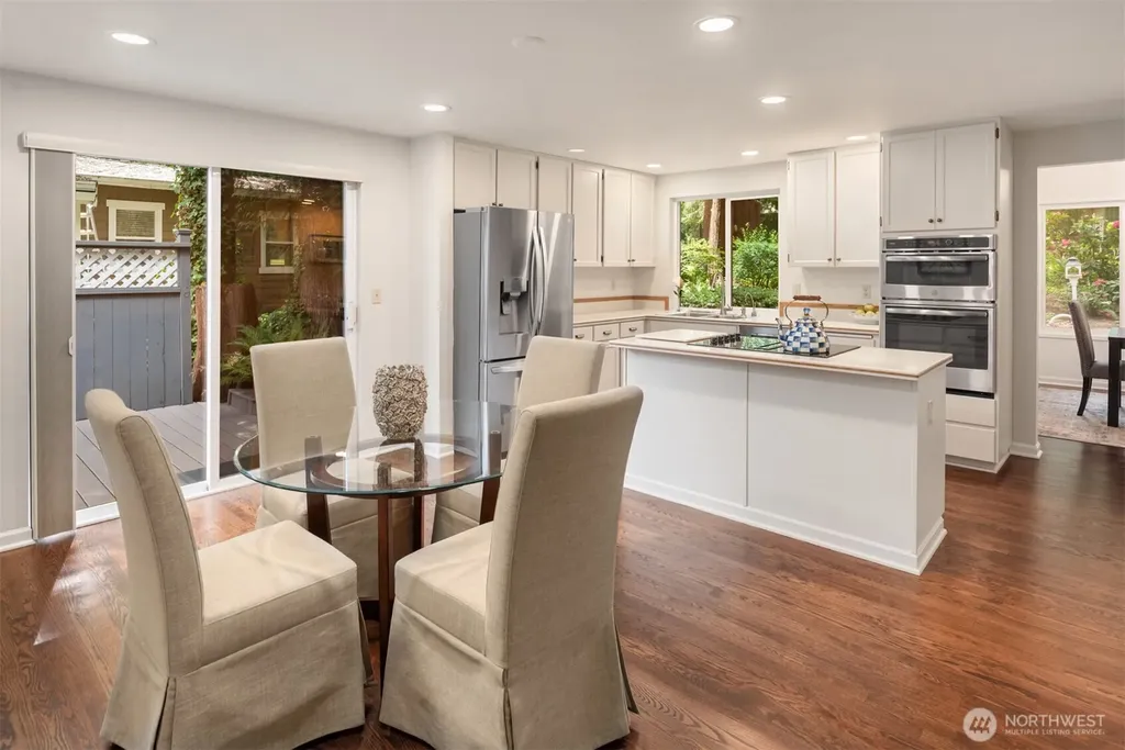 2231 Sahalee Drive E Sammamish WA 98074