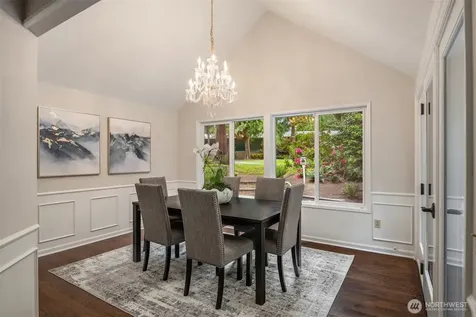 2231 Sahalee Drive E Sammamish WA 98074