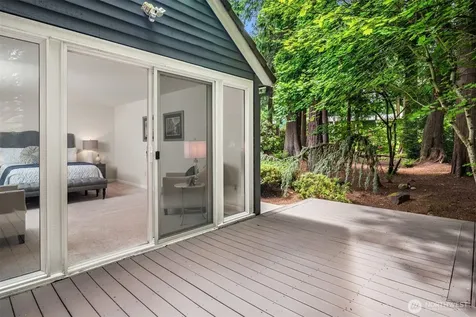 2231 Sahalee Drive E Sammamish WA 98074