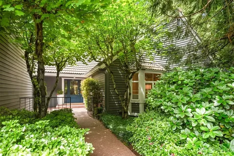 2231 Sahalee Drive E Sammamish WA 98074