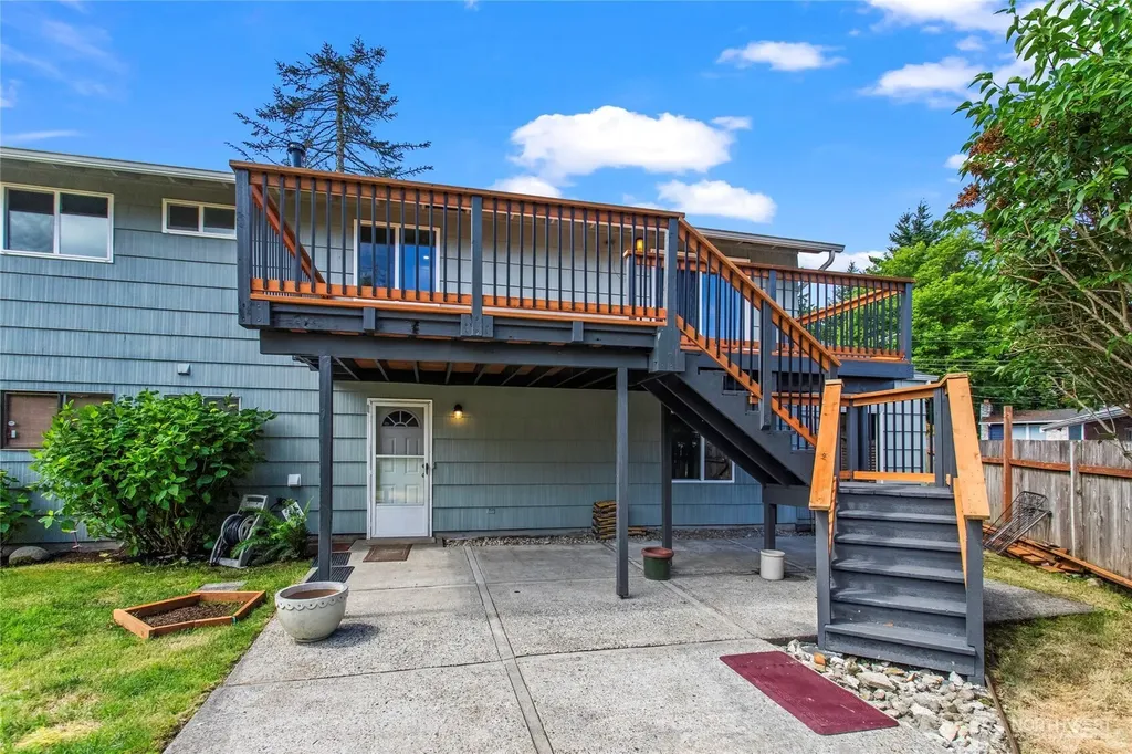 29718 3rd Avenue S Federal Way WA 98003