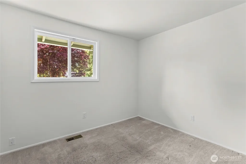 29718 3rd Avenue S Federal Way WA 98003