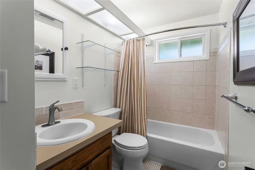 29718 3rd Avenue S Federal Way WA 98003