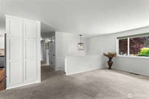 29718 3rd Avenue S Federal Way WA 98003