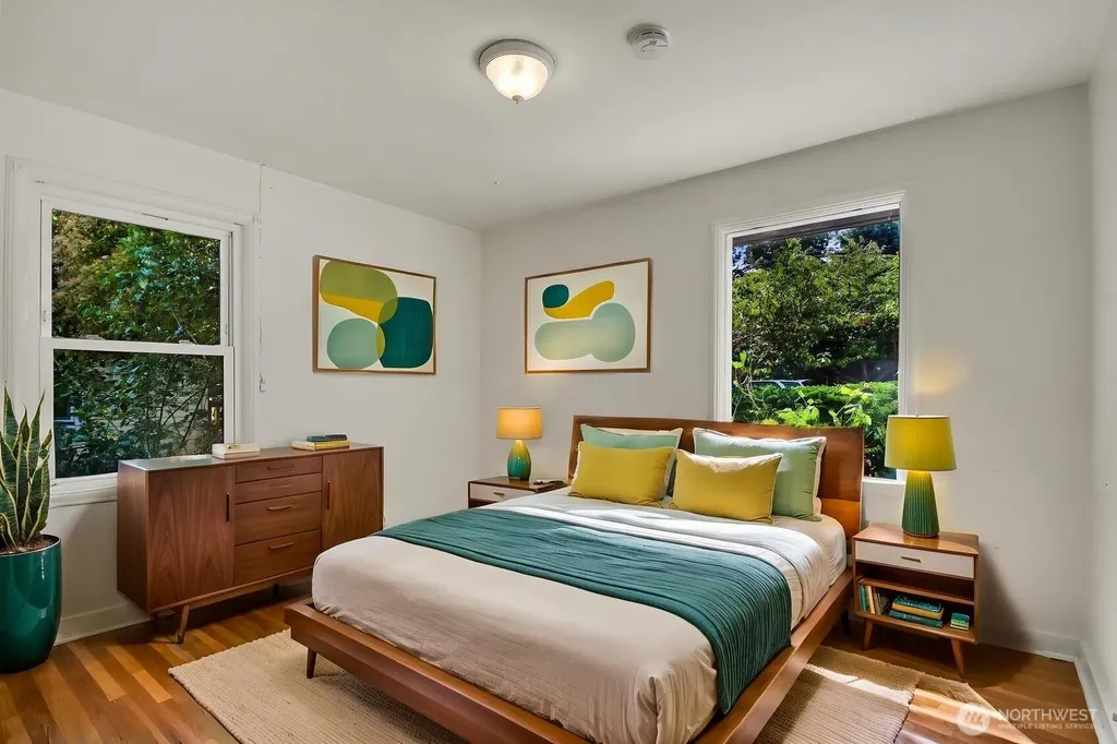 9118 Linden Avenue N Seattle WA 98103