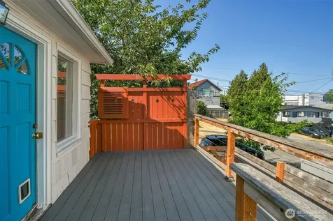 9118 Linden Avenue N Seattle WA 98103