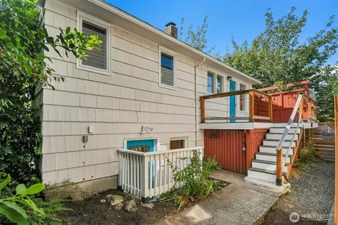9118 Linden Avenue N Seattle WA 98103