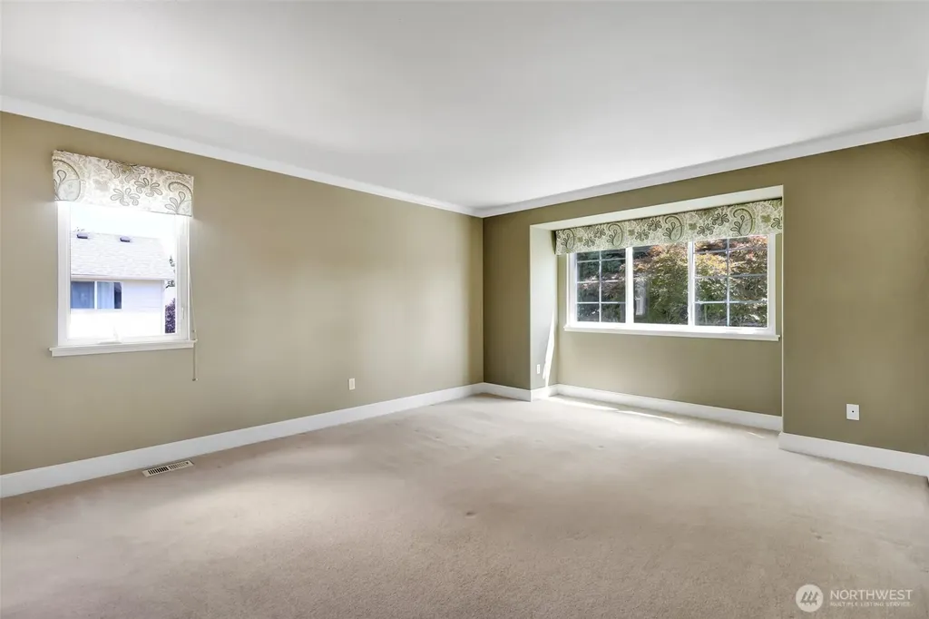 28307 143rd Avenue SE Kent WA 98042