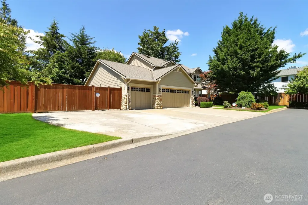 28307 143rd Avenue SE Kent WA 98042