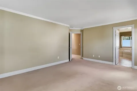 28307 143rd Avenue SE Kent WA 98042