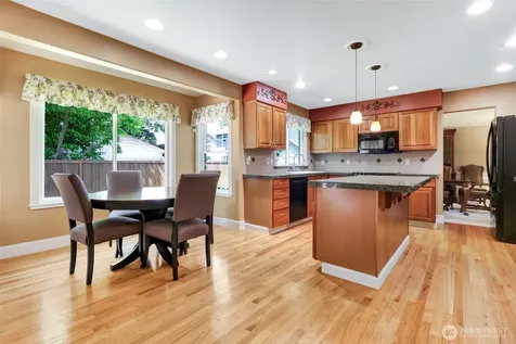 28307 143rd Avenue SE Kent WA 98042