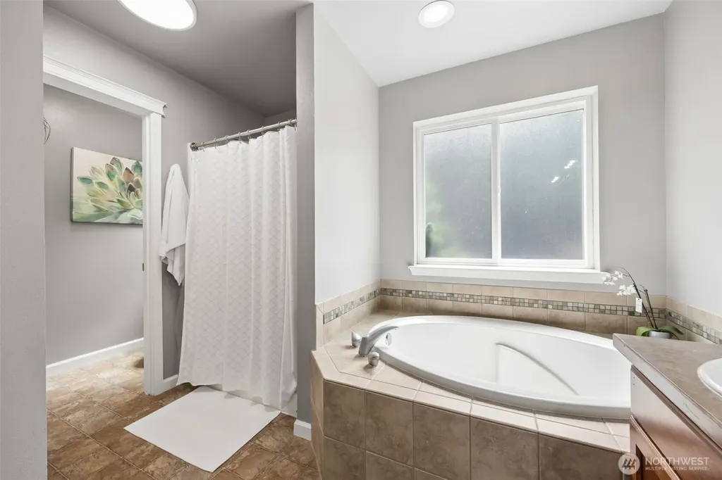 8541 28th Way SE Olympia WA 98513