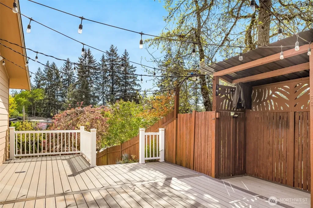 16204 Main Street Bellevue WA 98008