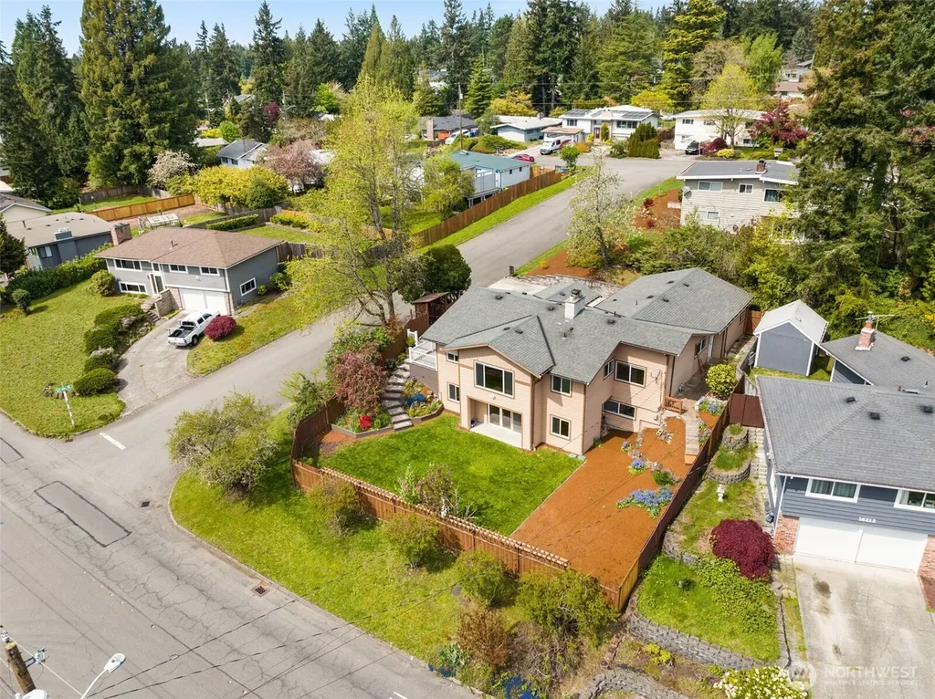 16204 Main Street Bellevue WA 98008