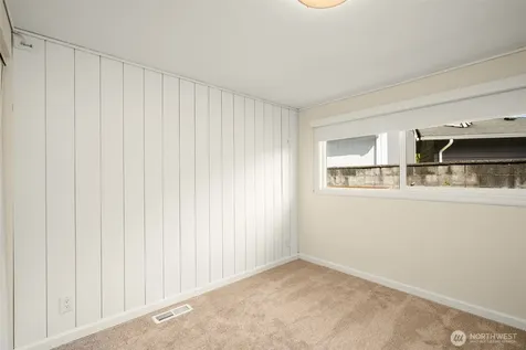 16204 Main Street Bellevue WA 98008