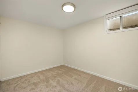 16204 Main Street Bellevue WA 98008