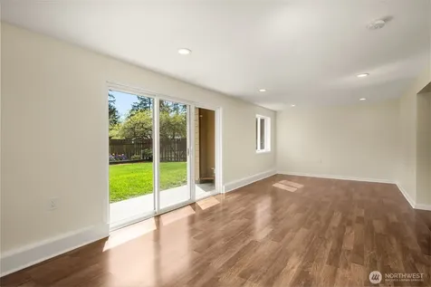 16204 Main Street Bellevue WA 98008