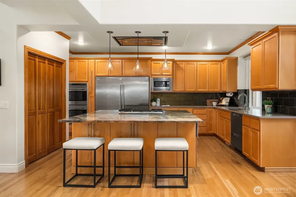 1883 145th Place SE Bellevue WA 98007