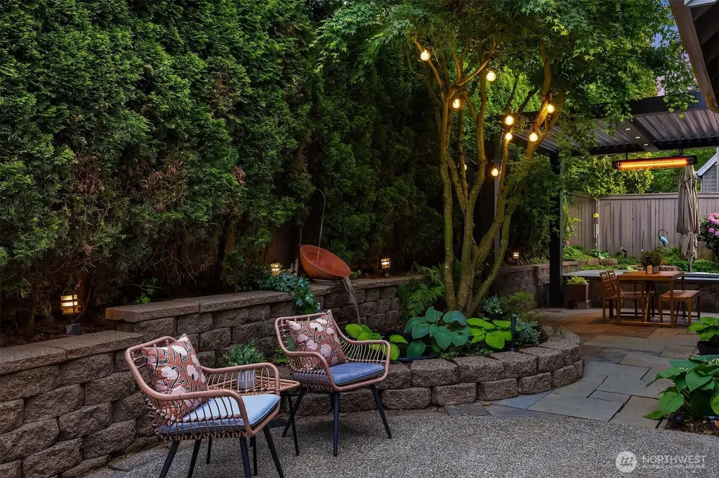 1883 145th Place SE Bellevue WA 98007