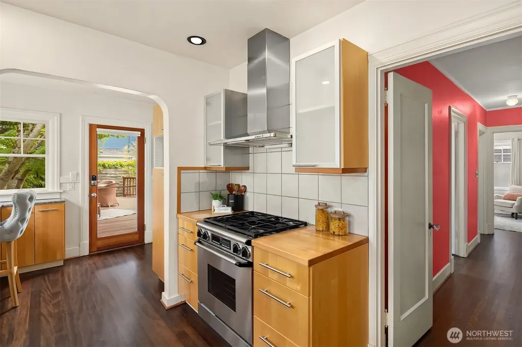 2522 31st Avenue S Seattle WA 98144