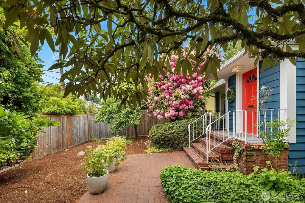 2522 31st Avenue S Seattle WA 98144
