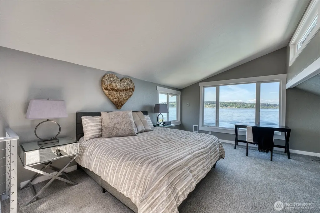 4430 Sunset Beach Road W University Place WA 98466