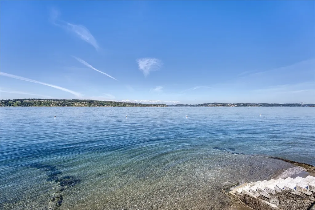 4430 Sunset Beach Road W University Place WA 98466