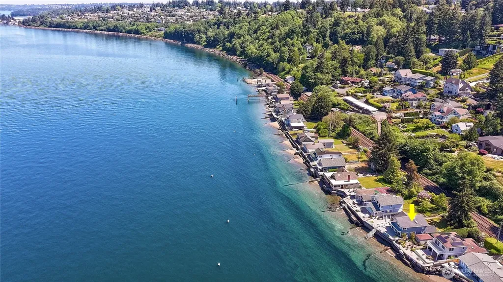 4430 Sunset Beach Road W University Place WA 98466