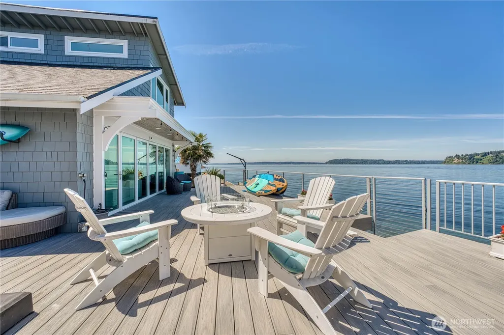 4430 Sunset Beach Road W University Place WA 98466