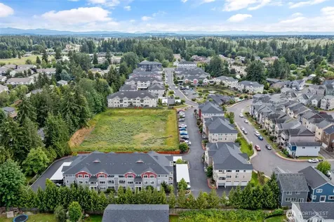 13203 97th Avenue E Puyallup WA 98373