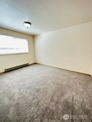 5631 Highway Place Everett WA 98203