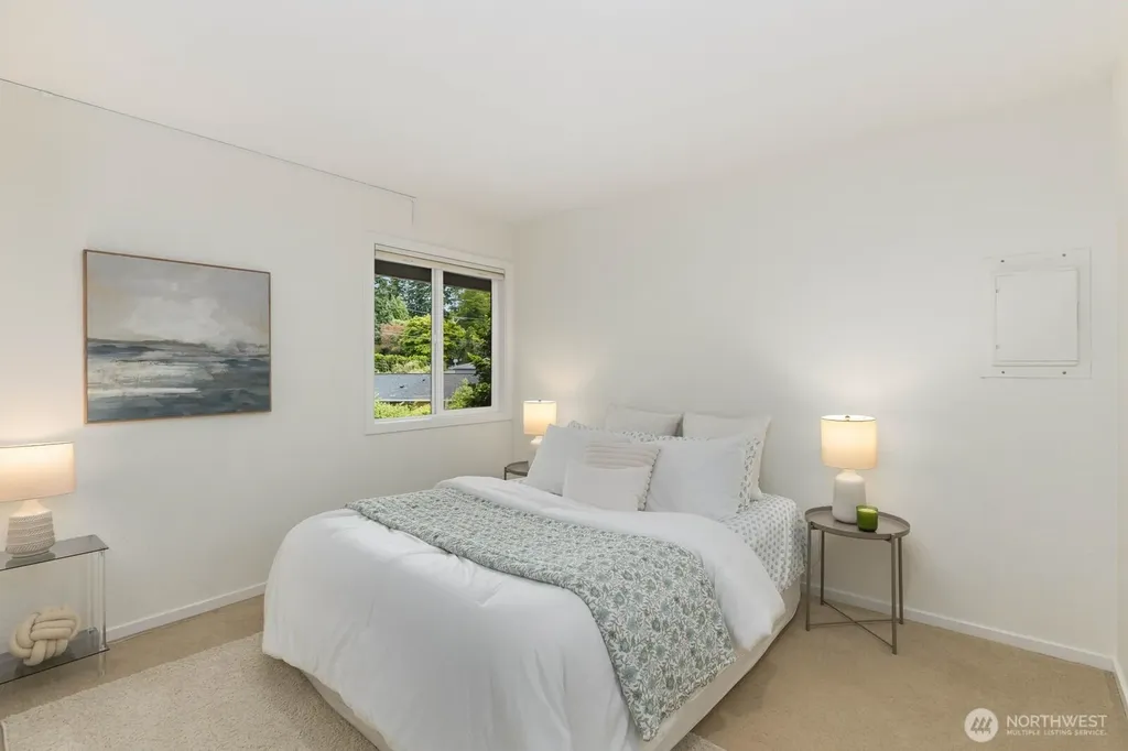 11630 100th Avenue NE Kirkland WA 98034