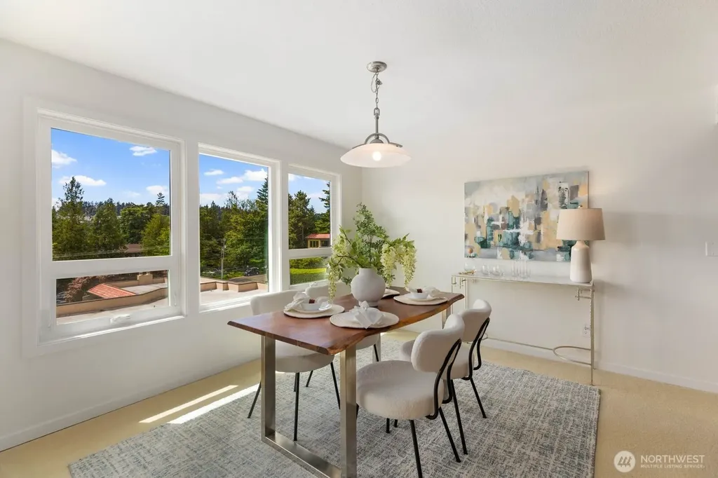 11630 100th Avenue NE Kirkland WA 98034