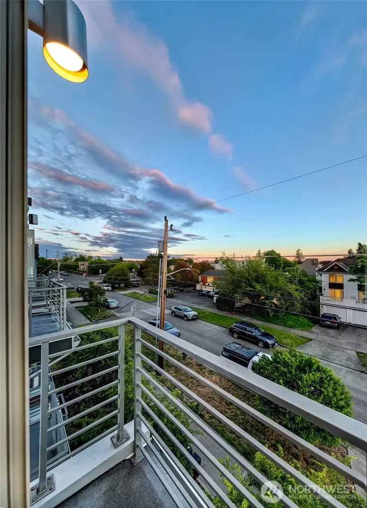 2424 NW 62nd Street Seattle WA 98107