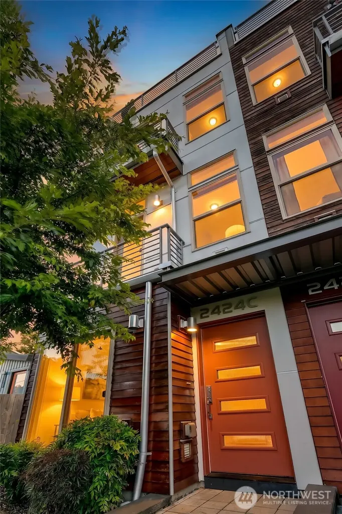2424 NW 62nd Street Seattle WA 98107