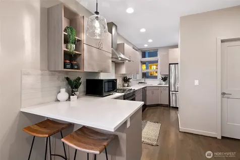 2424 NW 62nd Street Seattle WA 98107