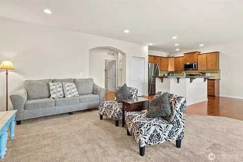 15216 79th Avenue E Puyallup WA 98375
