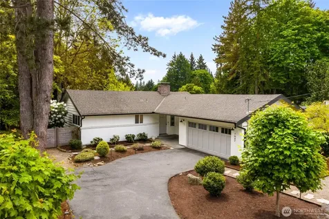 7047 NE 138th Street Kirkland WA 98034