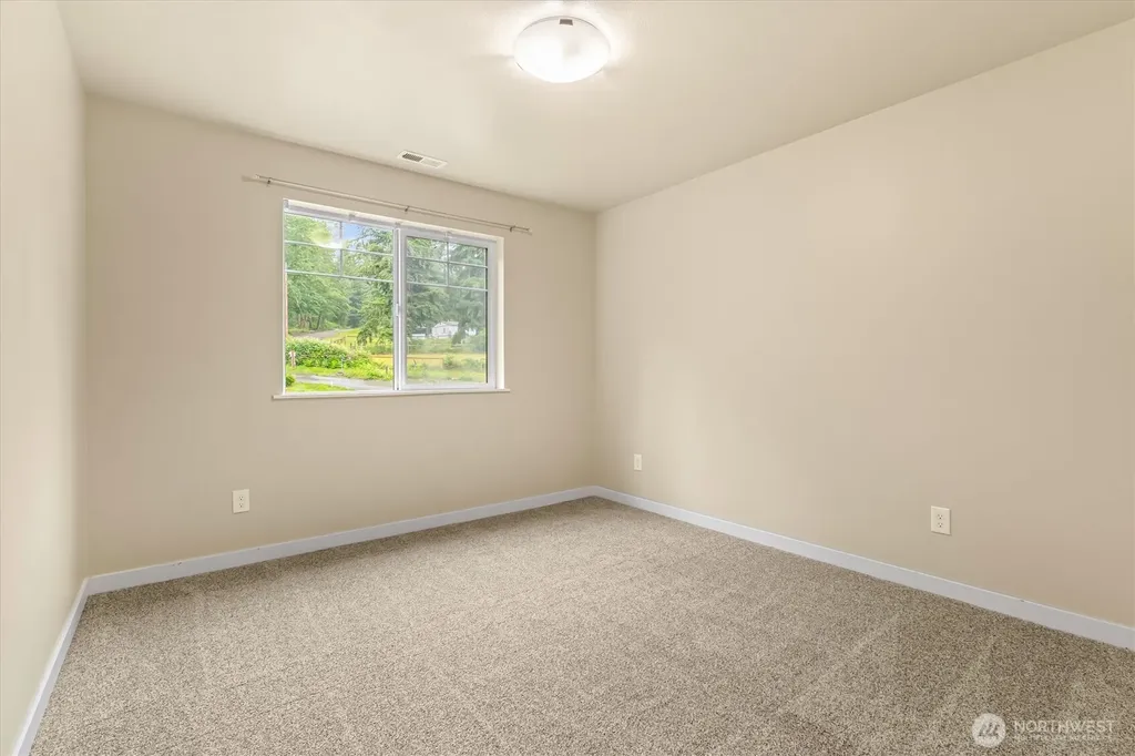 810 90th Street NW Tulalip WA 98271